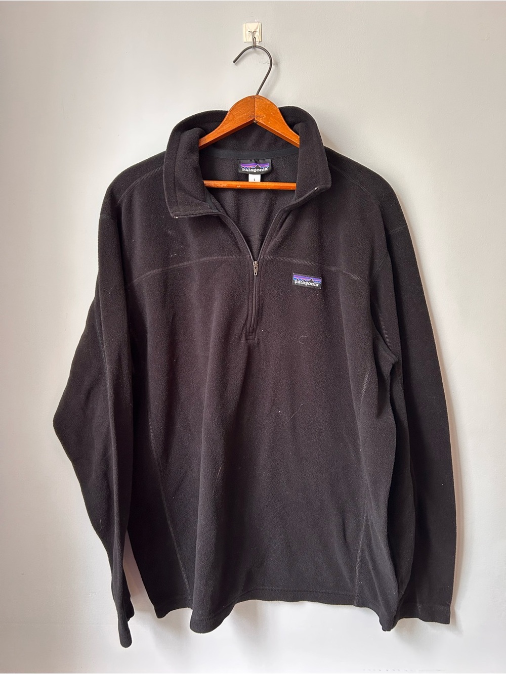 Patagonia Sweater Mens Large Black 1/4 Zip Pullover‎ Fleece Outdoors Lightweight